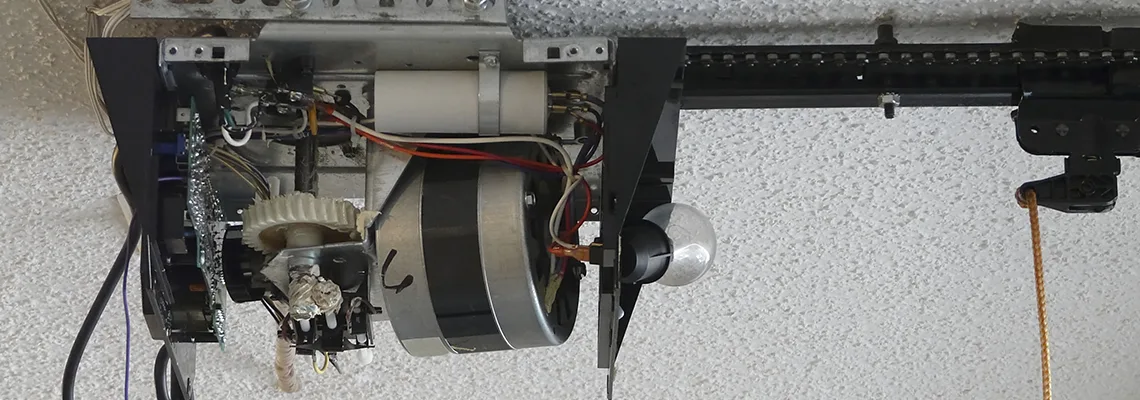 Sliding Garage Door Humming Noise Repair in Muskoka, Ontario