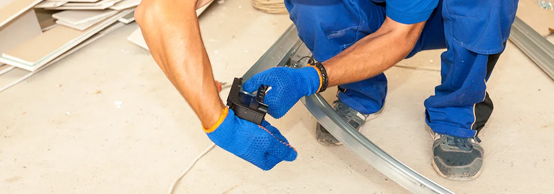 Fix Garage Door Panel in Muskoka, Ontario