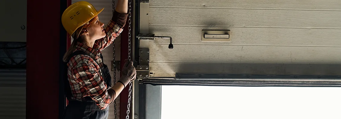 Overhead Garage Door Technician in Muskoka, ON