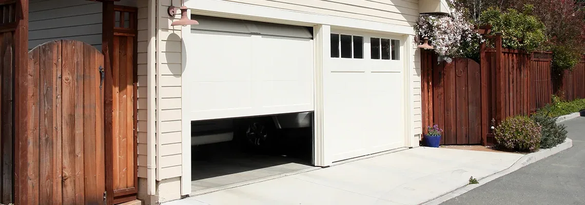 Repair Garage Door Won't Close Light Blinks in Muskoka, Ontario