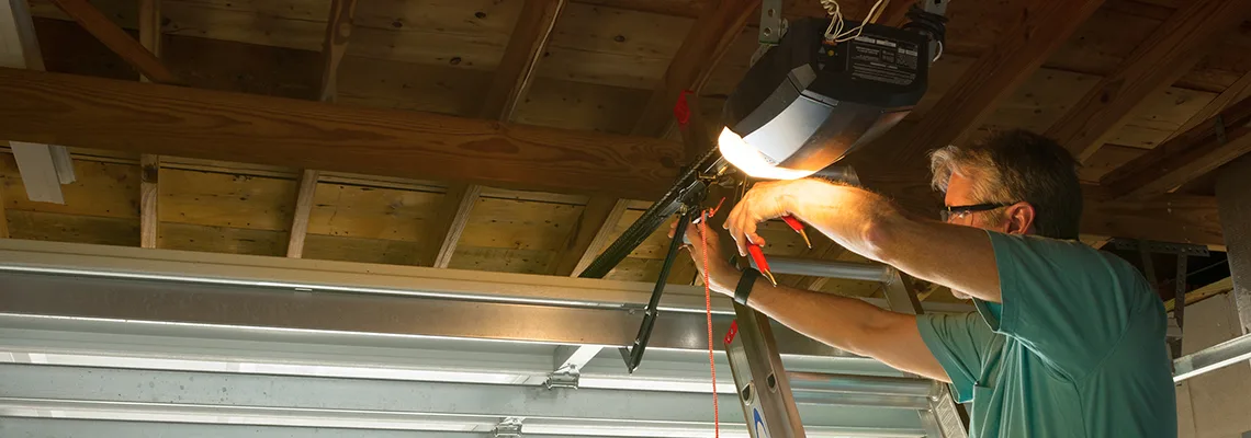Garage Door Panel Troubleshooting in Muskoka, Ontario