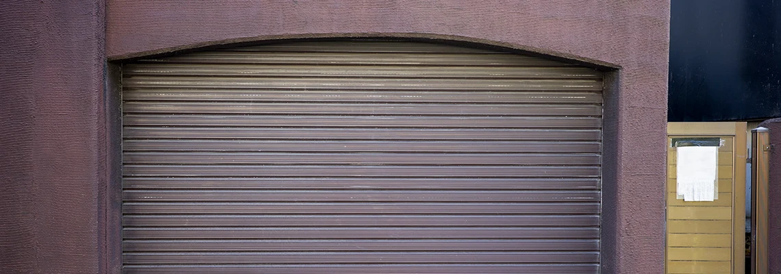 Fallen Garage Door Worn Rollers Replacement in Muskoka, Ontario